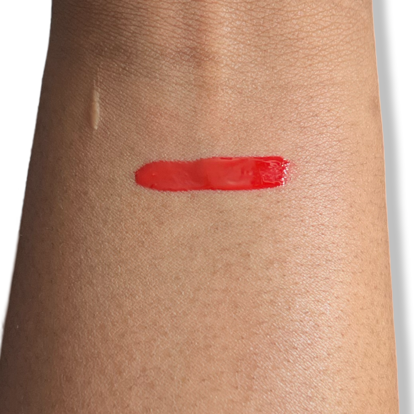 Jolicious Luscious red lip gloss